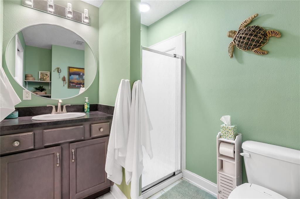 For Sale: $475,000 (5 beds, 3 baths, 2471 Square Feet)