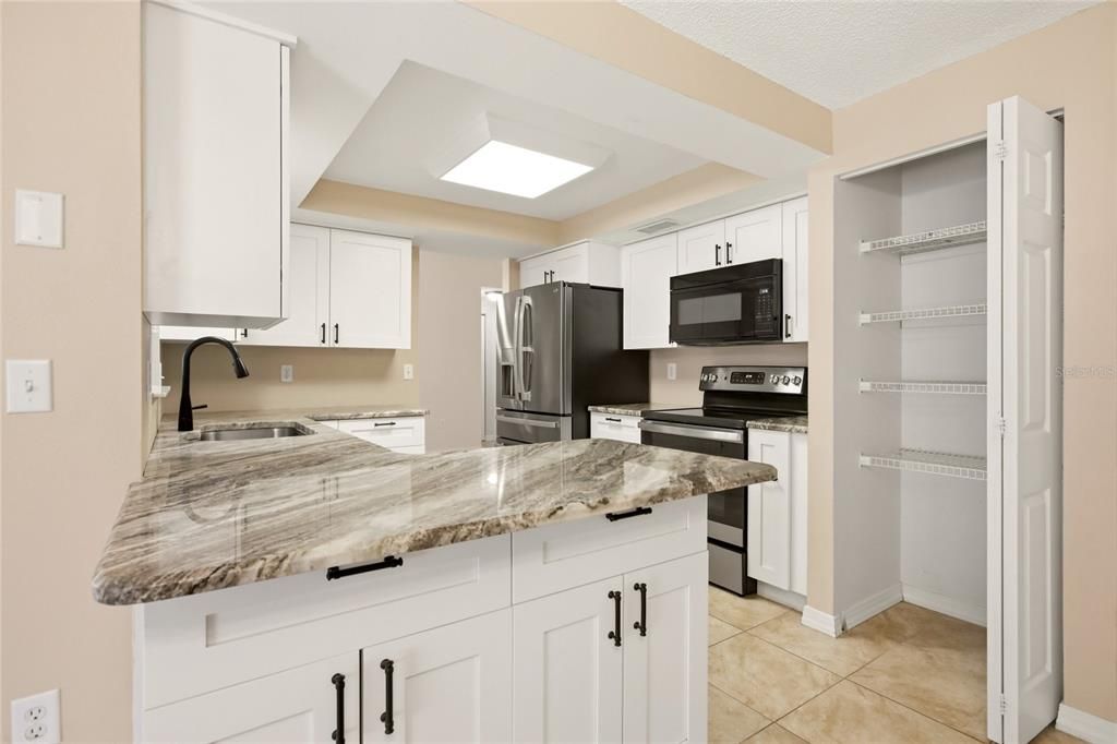 For Sale: $429,900 (3 beds, 2 baths, 1554 Square Feet)