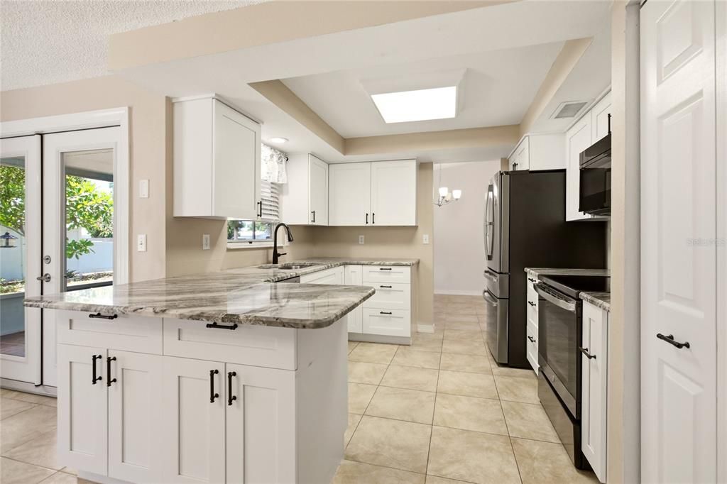 For Sale: $429,900 (3 beds, 2 baths, 1554 Square Feet)