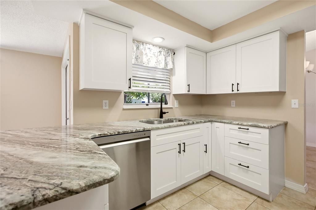 For Sale: $429,900 (3 beds, 2 baths, 1554 Square Feet)