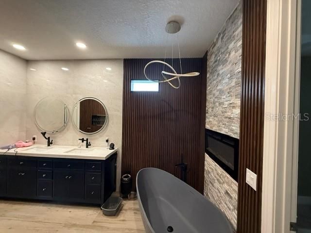 For Sale: $850,000 (5 beds, 4 baths, 3538 Square Feet)