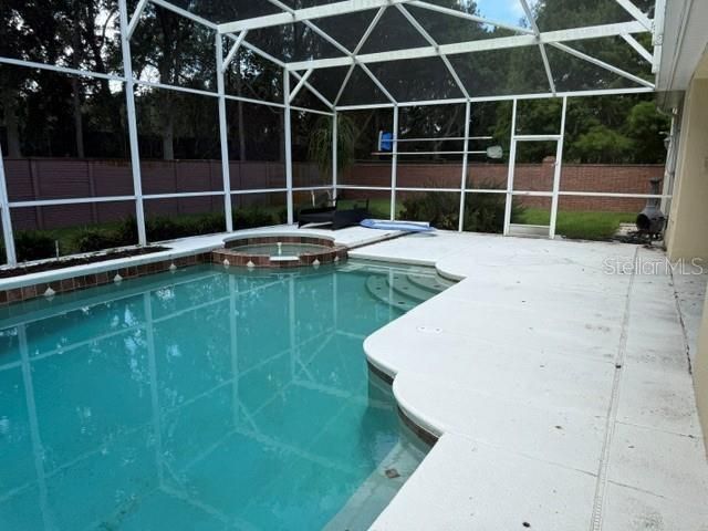 For Sale: $850,000 (5 beds, 4 baths, 3538 Square Feet)