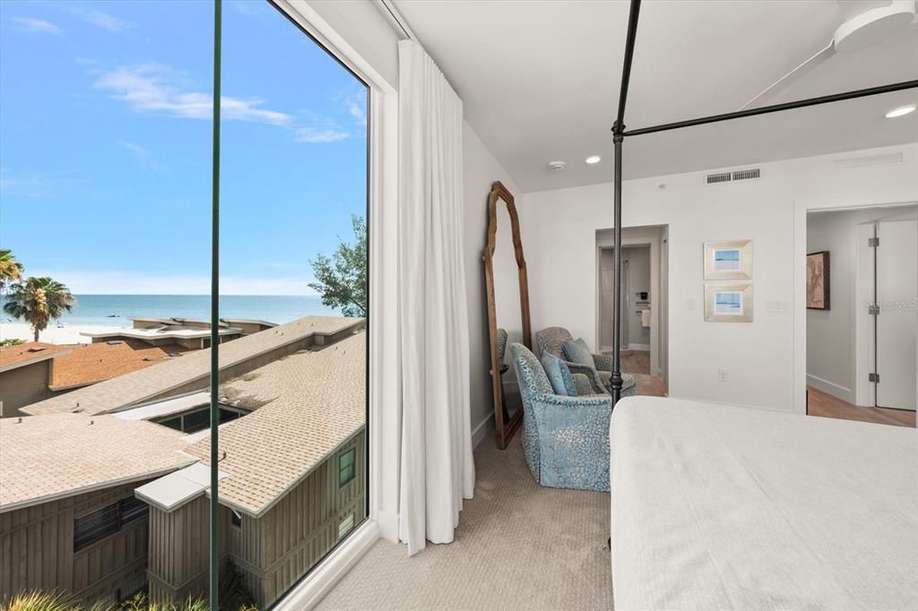 For Sale: $3,997,000 (4 beds, 3 baths, 3620 Square Feet)