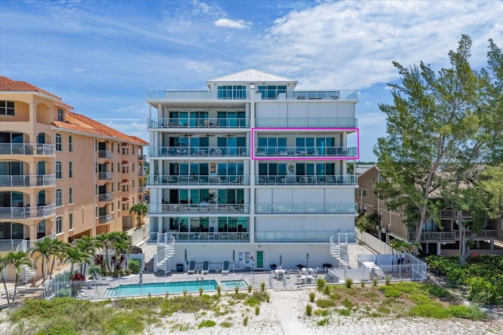 For Sale: $3,997,000 (4 beds, 3 baths, 3620 Square Feet)