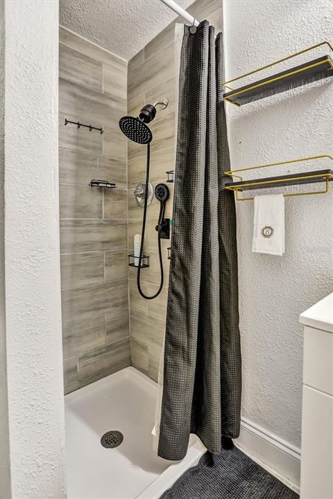 For Sale: $340,000 (4 beds, 2 baths, 1545 Square Feet)