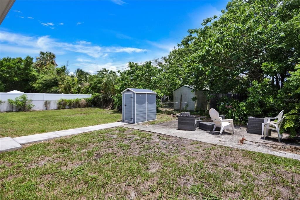 For Sale: $340,000 (4 beds, 2 baths, 1545 Square Feet)