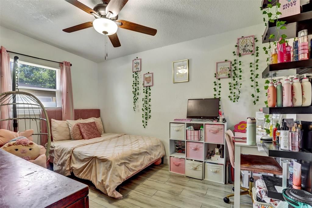 For Sale: $340,000 (4 beds, 2 baths, 1545 Square Feet)