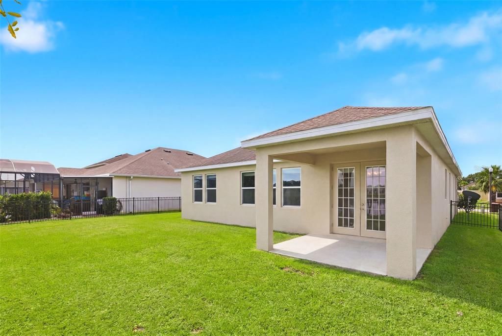 For Sale: $380,000 (4 beds, 2 baths, 1859 Square Feet)