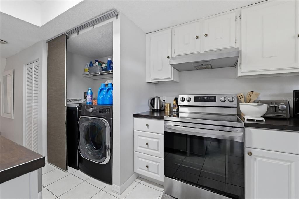 For Sale: $190,000 (3 beds, 2 baths, 1238 Square Feet)