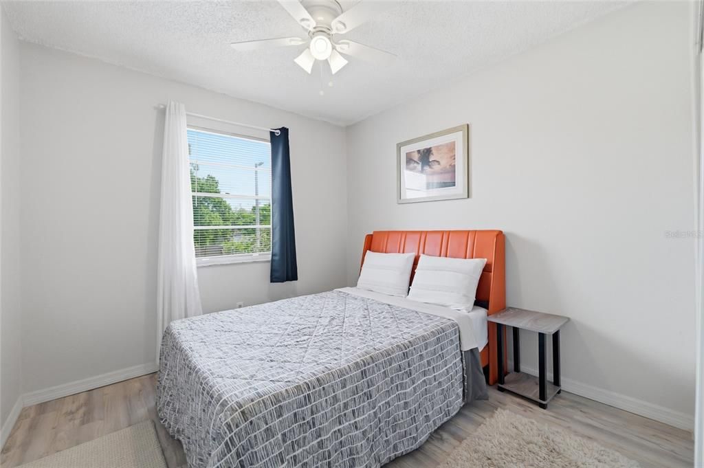 For Sale: $190,000 (3 beds, 2 baths, 1238 Square Feet)