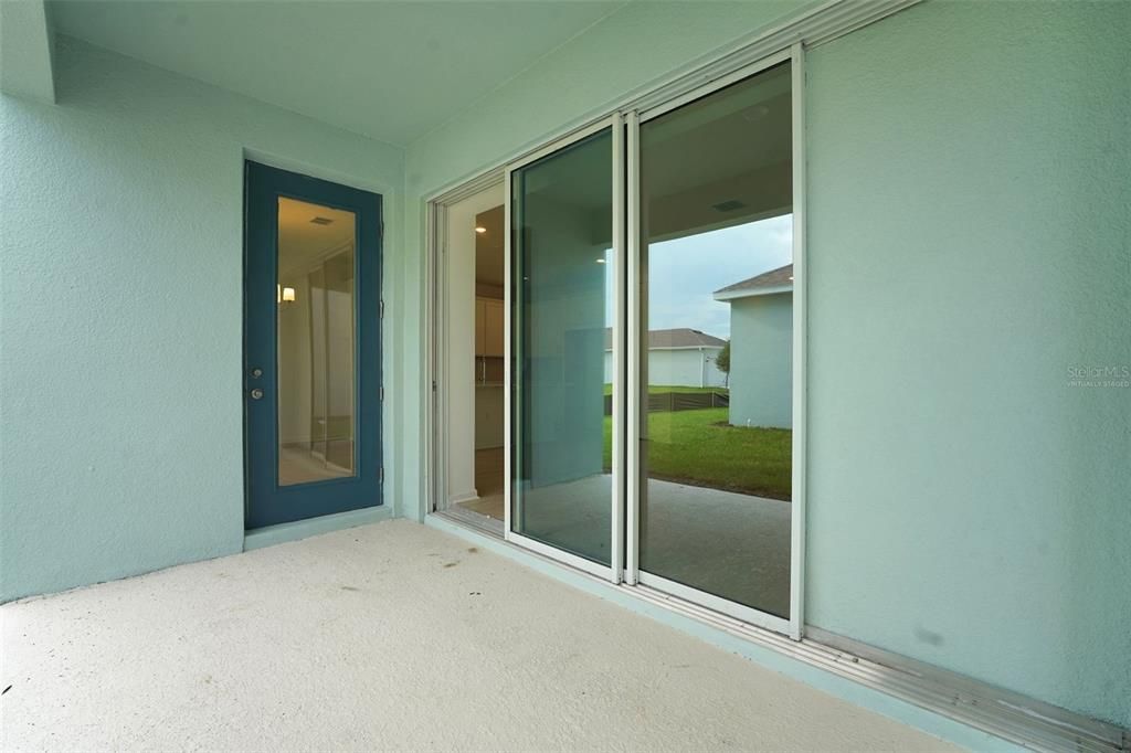 En Venta: $454,990 (4 camas, 3 baños, 2102 Pies cuadrados)