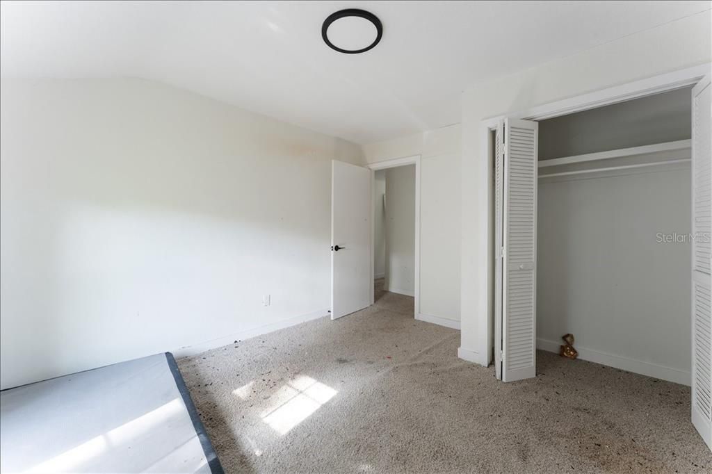 En Venta: $412,500 (4 camas, 2 baños, 2604 Pies cuadrados)