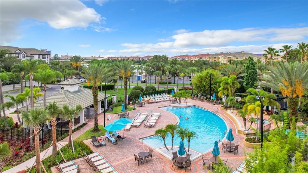 For Sale: $439,000 (2 beds, 2 baths, 1112 Square Feet)