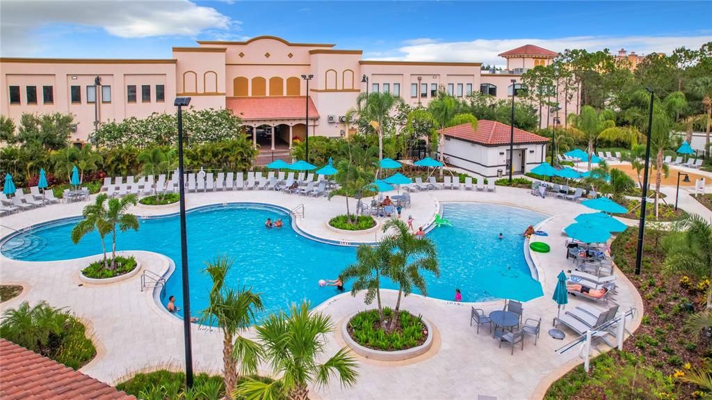 For Sale: $439,000 (2 beds, 2 baths, 1112 Square Feet)