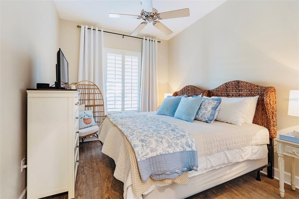 For Sale: $458,000 (3 beds, 2 baths, 1264 Square Feet)