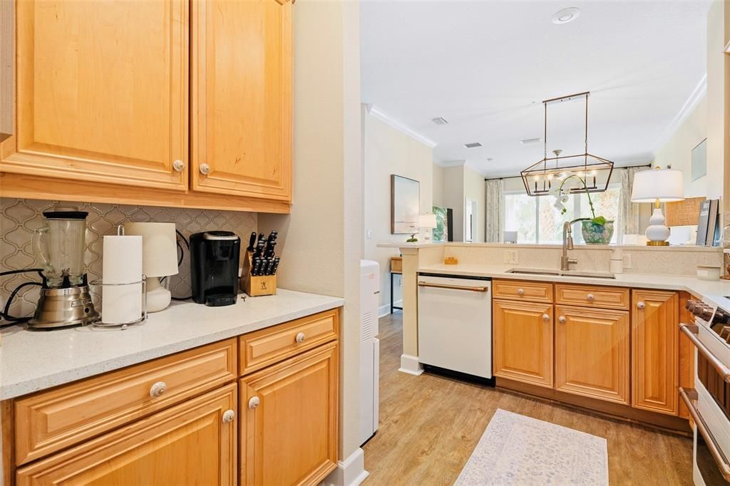 For Sale: $458,000 (3 beds, 2 baths, 1264 Square Feet)