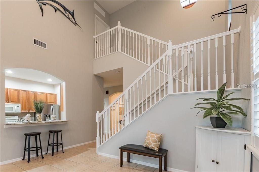 For Sale: $419,000 (3 beds, 3 baths, 2637 Square Feet)