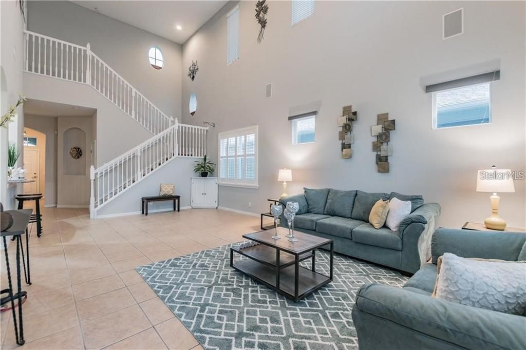 For Sale: $419,000 (3 beds, 3 baths, 2637 Square Feet)