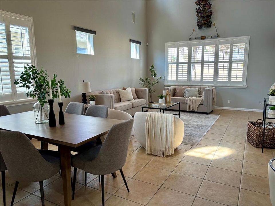 For Sale: $419,000 (3 beds, 3 baths, 2637 Square Feet)