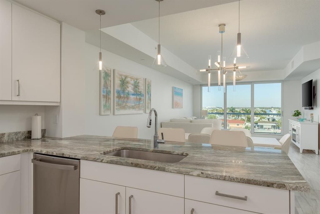 For Rent: $5,000 (3 beds, 2 baths, 1800 Square Feet)