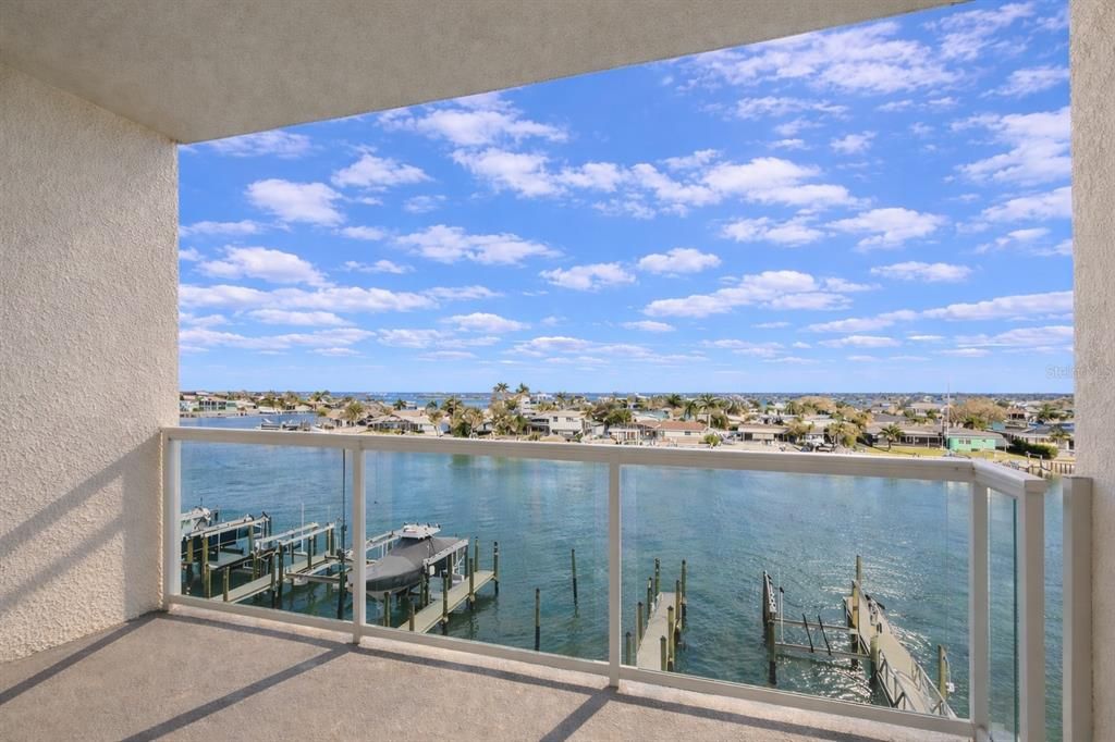 For Rent: $5,000 (3 beds, 2 baths, 1800 Square Feet)
