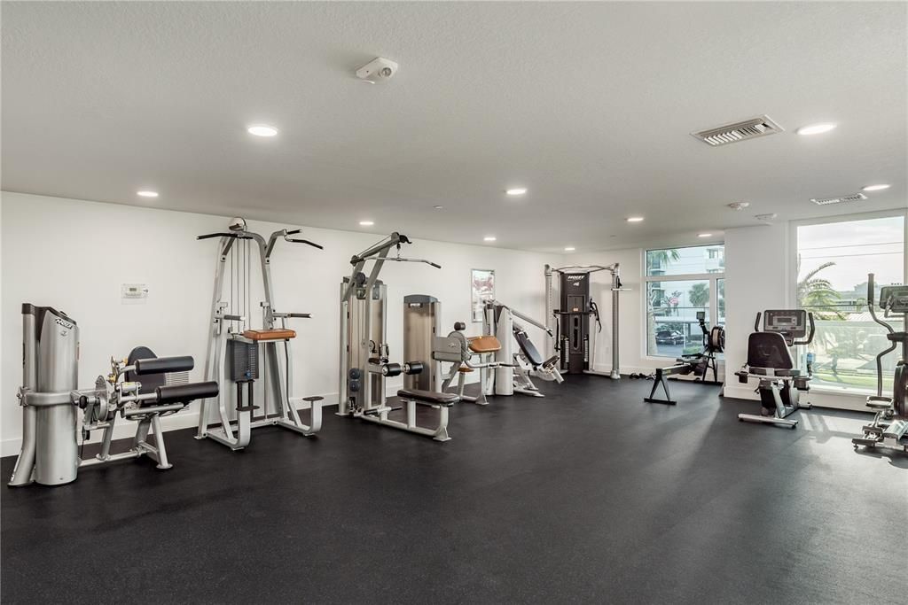 For Rent: $5,000 (3 beds, 2 baths, 1800 Square Feet)