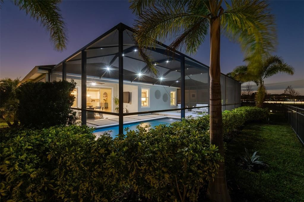 На продажу: $588,995 (4 спален, 2 ванн, 2101 Квадратных фут)