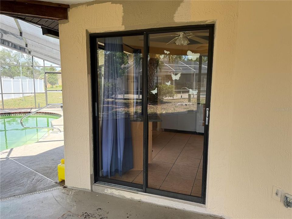 For Sale: $209,000 (2 beds, 2 baths, 1446 Square Feet)