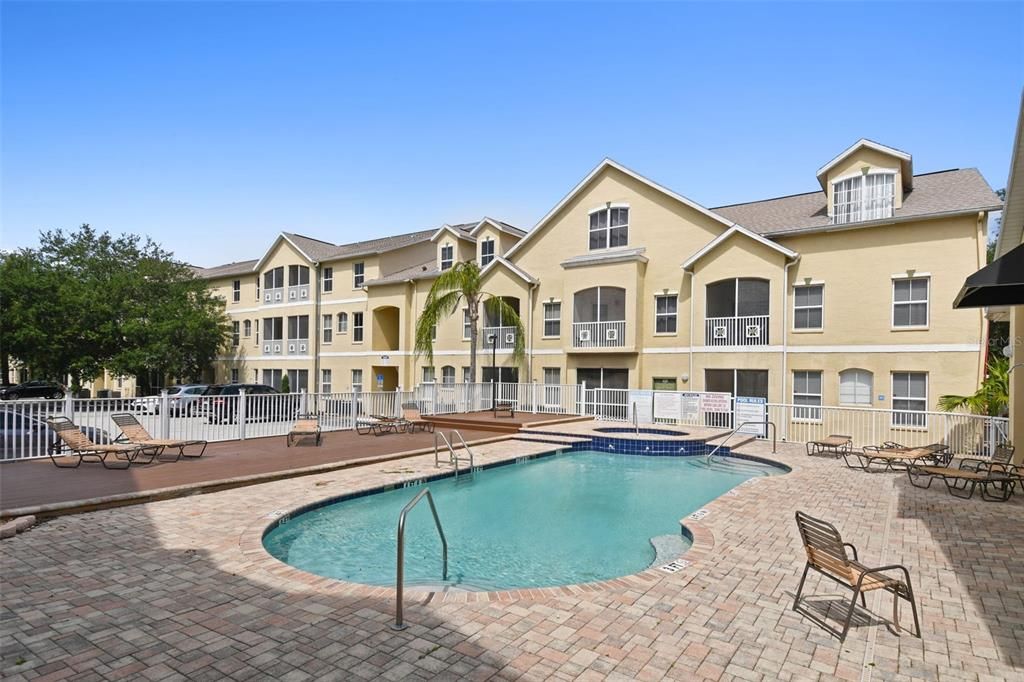 For Sale: $245,000 (3 beds, 2 baths, 1368 Square Feet)