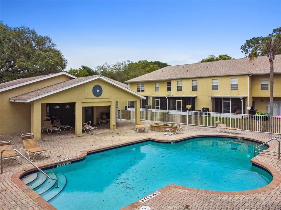 For Sale: $245,000 (3 beds, 2 baths, 1368 Square Feet)