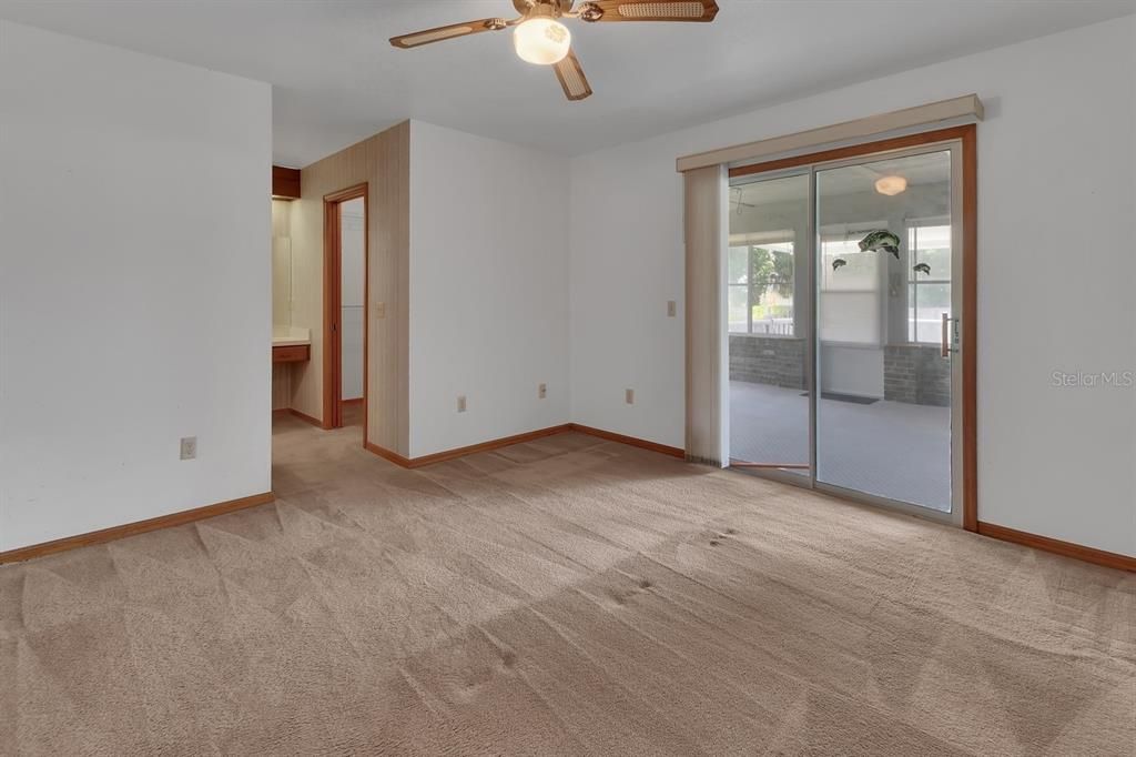 For Sale: $285,000 (2 beds, 2 baths, 1610 Square Feet)