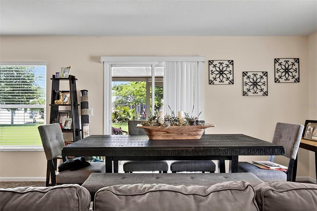 For Sale: $294,900 (3 beds, 2 baths, 1714 Square Feet)