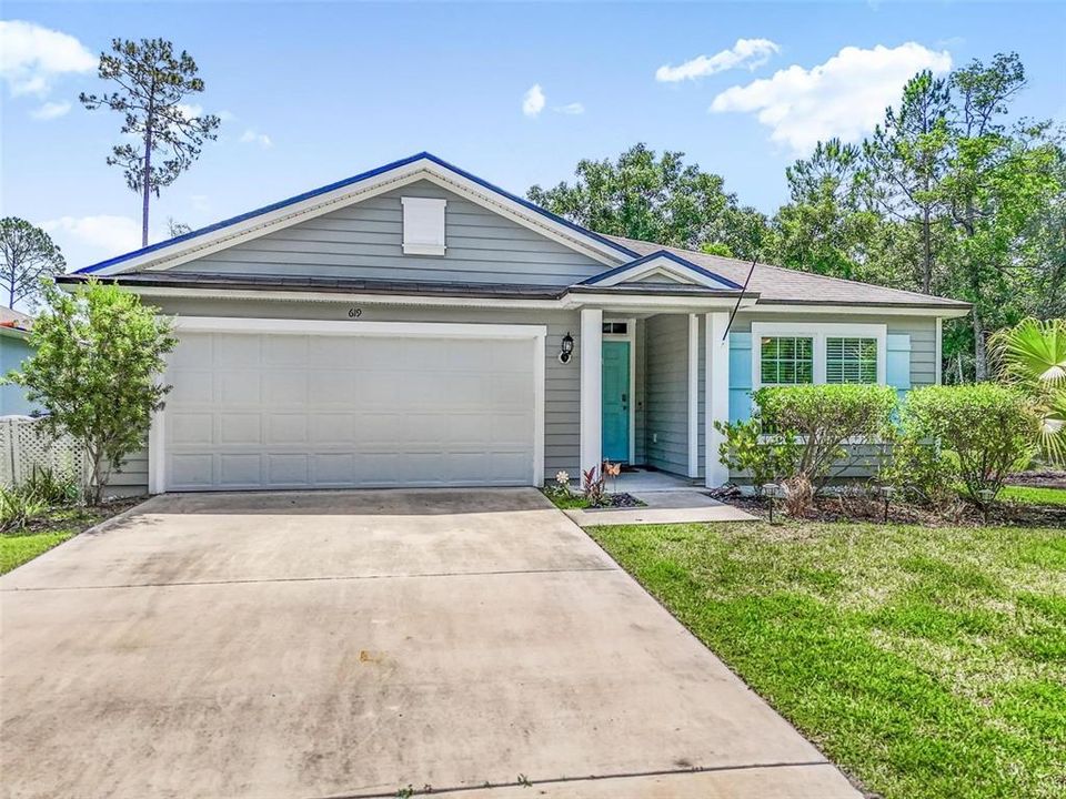 For Sale: $294,900 (3 beds, 2 baths, 1714 Square Feet)