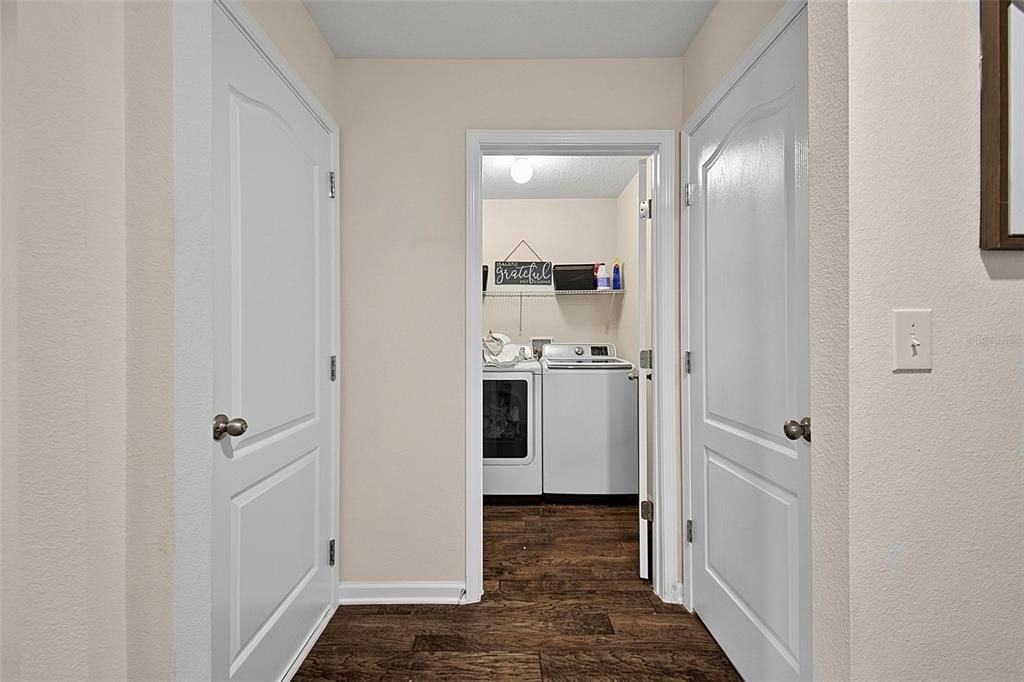 For Sale: $294,900 (3 beds, 2 baths, 1714 Square Feet)