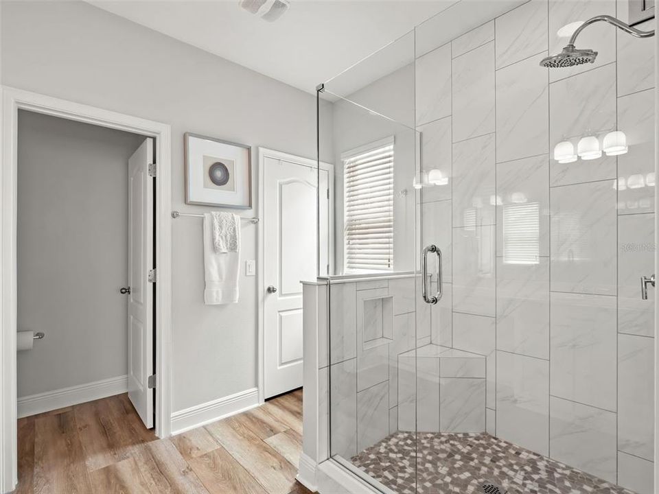 For Sale: $724,900 (5 beds, 3 baths, 2618 Square Feet)