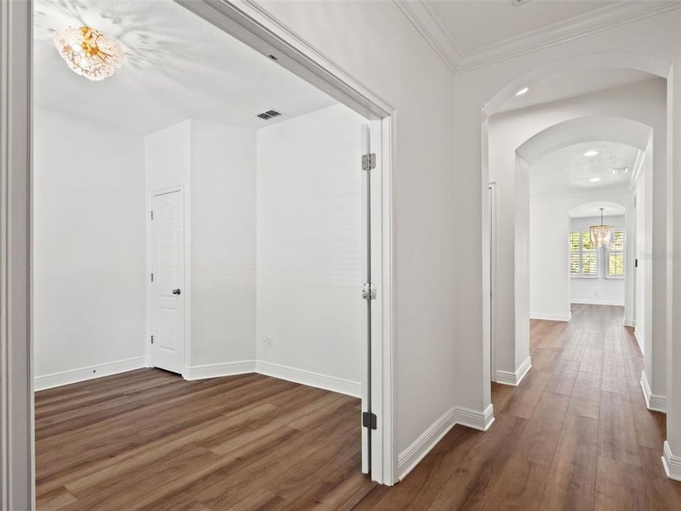 For Sale: $724,900 (5 beds, 3 baths, 2618 Square Feet)