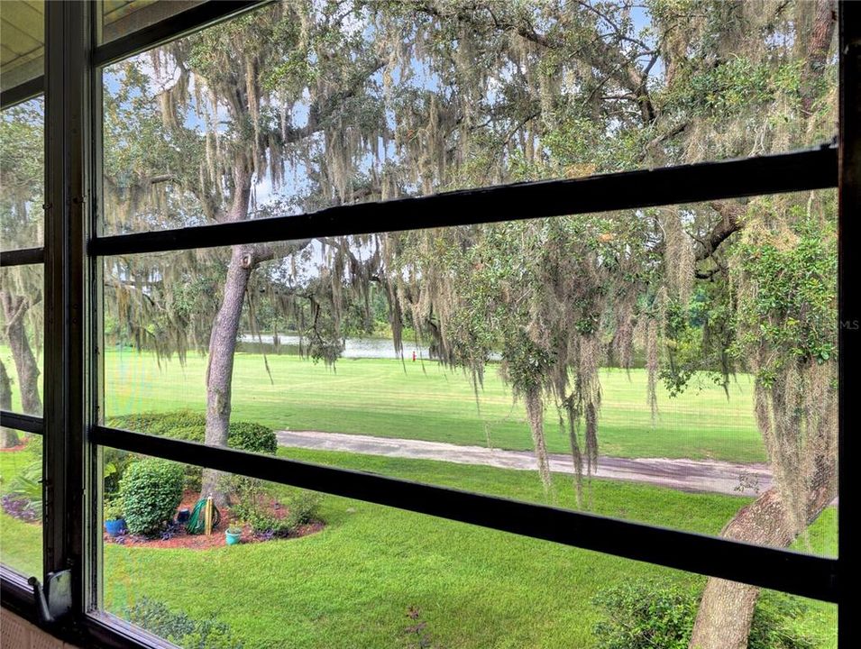 For Sale: $139,000 (2 beds, 1 baths, 1054 Square Feet)