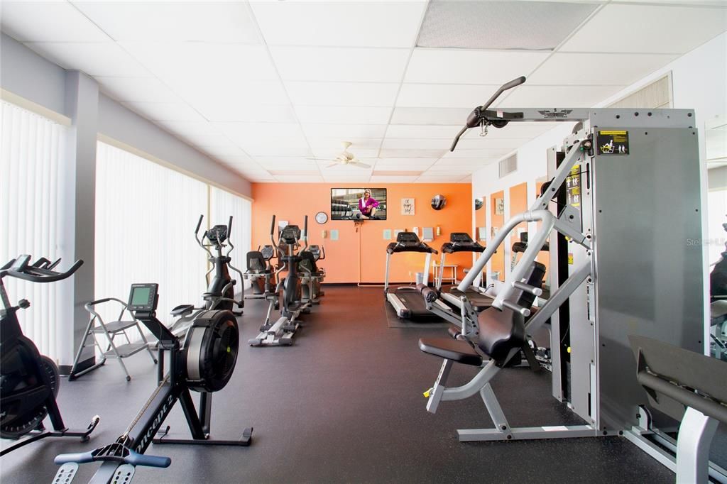 For Rent: $2,500 (2 beds, 2 baths, 1110 Square Feet)