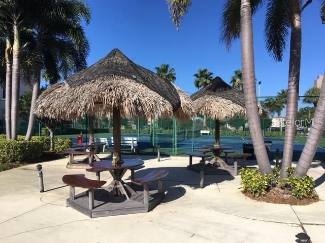 For Rent: $2,500 (2 beds, 2 baths, 1110 Square Feet)