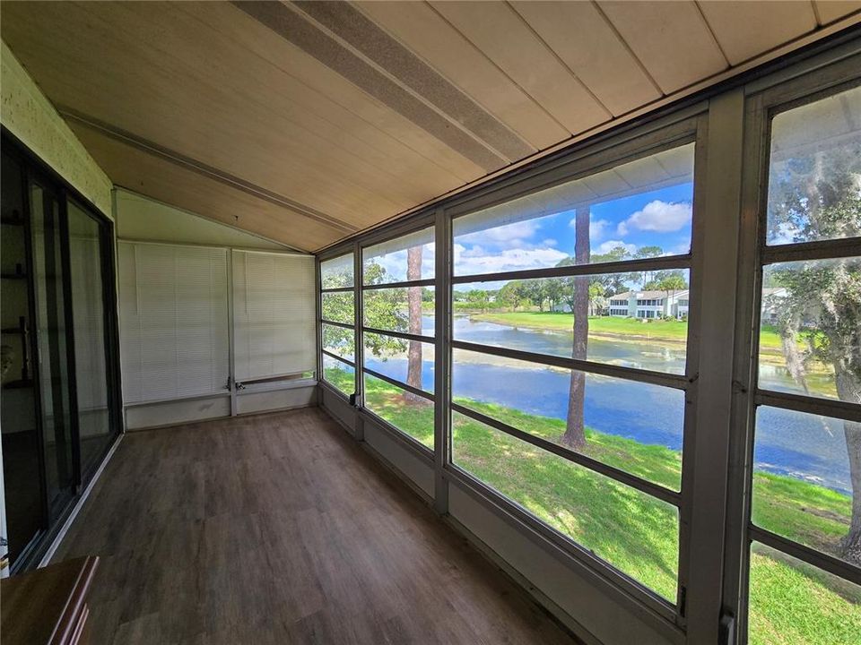 For Sale: $110,000 (1 beds, 1 baths, 822 Square Feet)