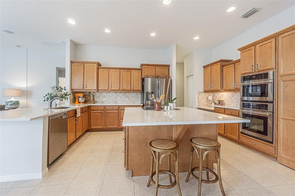 For Sale: $939,000 (4 beds, 4 baths, 3538 Square Feet)