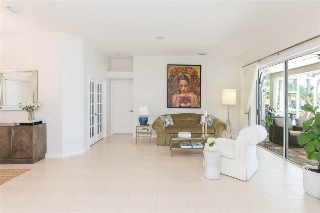 For Sale: $939,000 (4 beds, 4 baths, 3538 Square Feet)