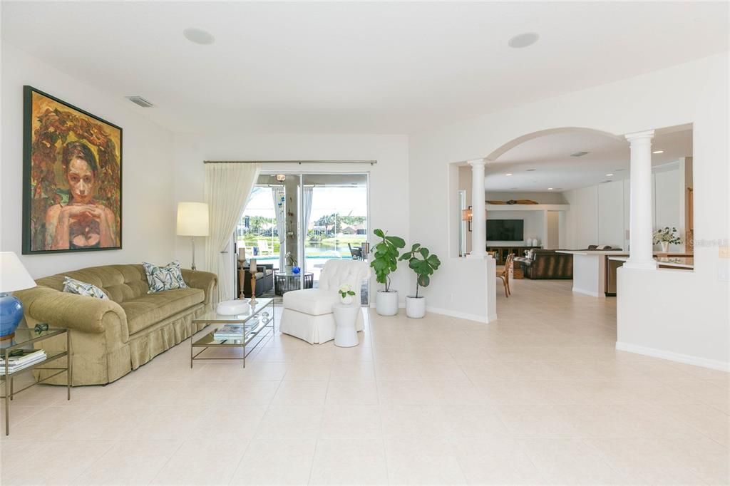 For Sale: $939,000 (4 beds, 4 baths, 3538 Square Feet)