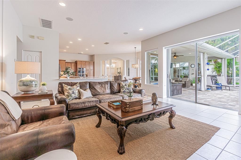 For Sale: $939,000 (4 beds, 4 baths, 3538 Square Feet)