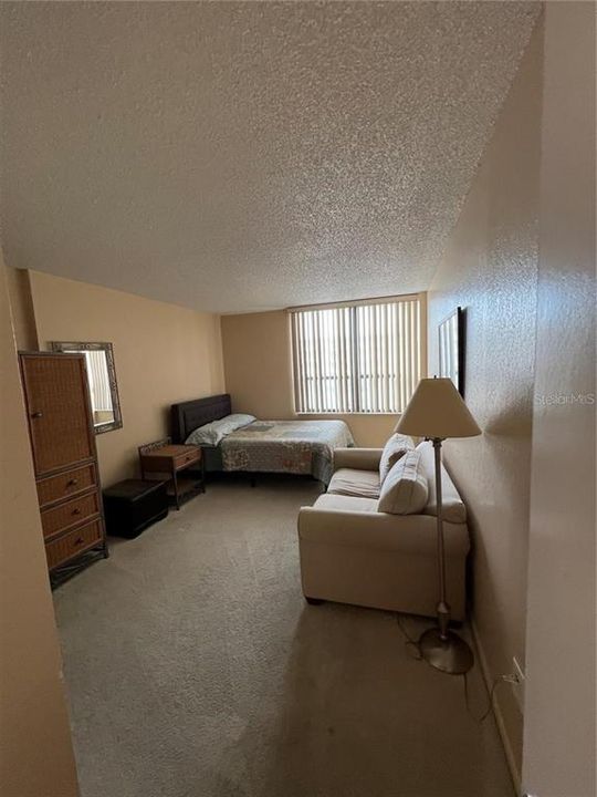 For Rent: $2,500 (2 beds, 2 baths, 1300 Square Feet)
