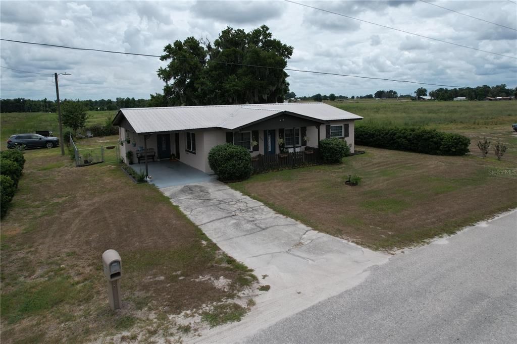 For Sale: $244,900 (3 beds, 1 baths, 1107 Square Feet)