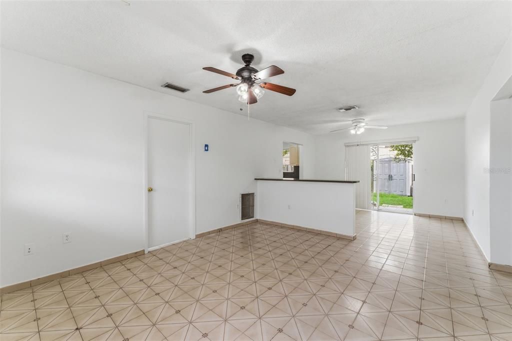 En Venta: $950,000 (8 camas, 0 baños, 3188 Pies cuadrados)