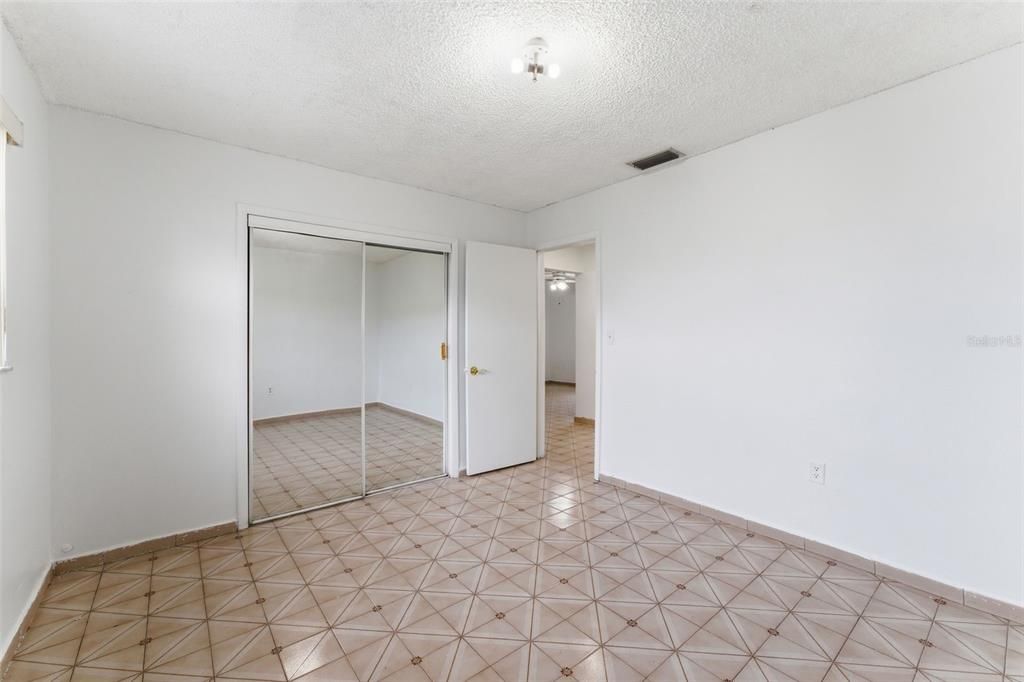 En Venta: $950,000 (8 camas, 0 baños, 3188 Pies cuadrados)