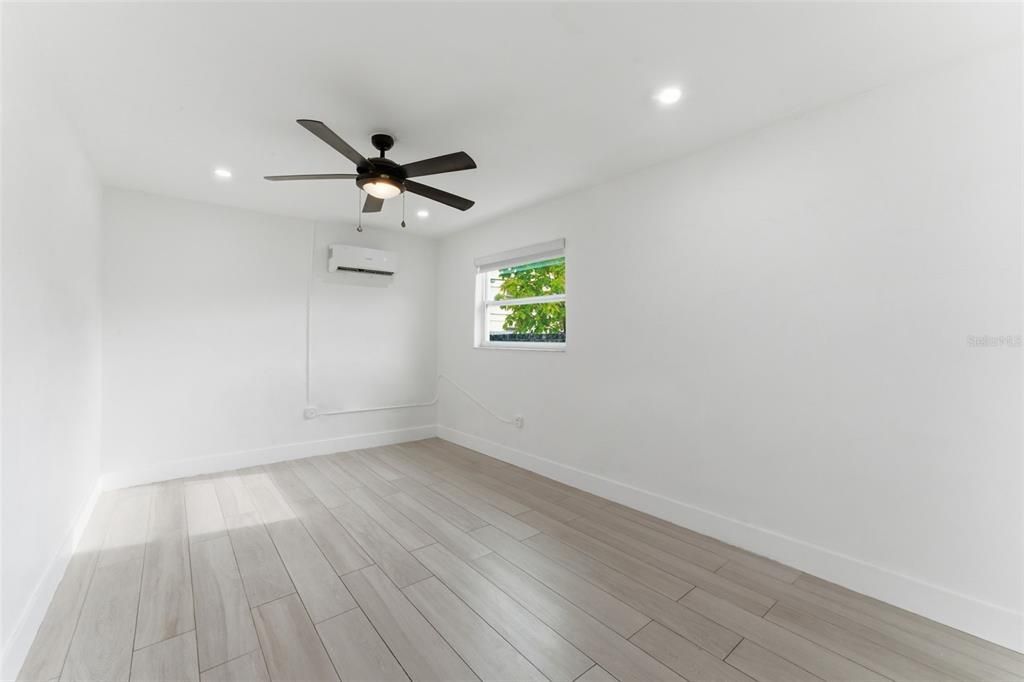 En Venta: $950,000 (8 camas, 0 baños, 3188 Pies cuadrados)