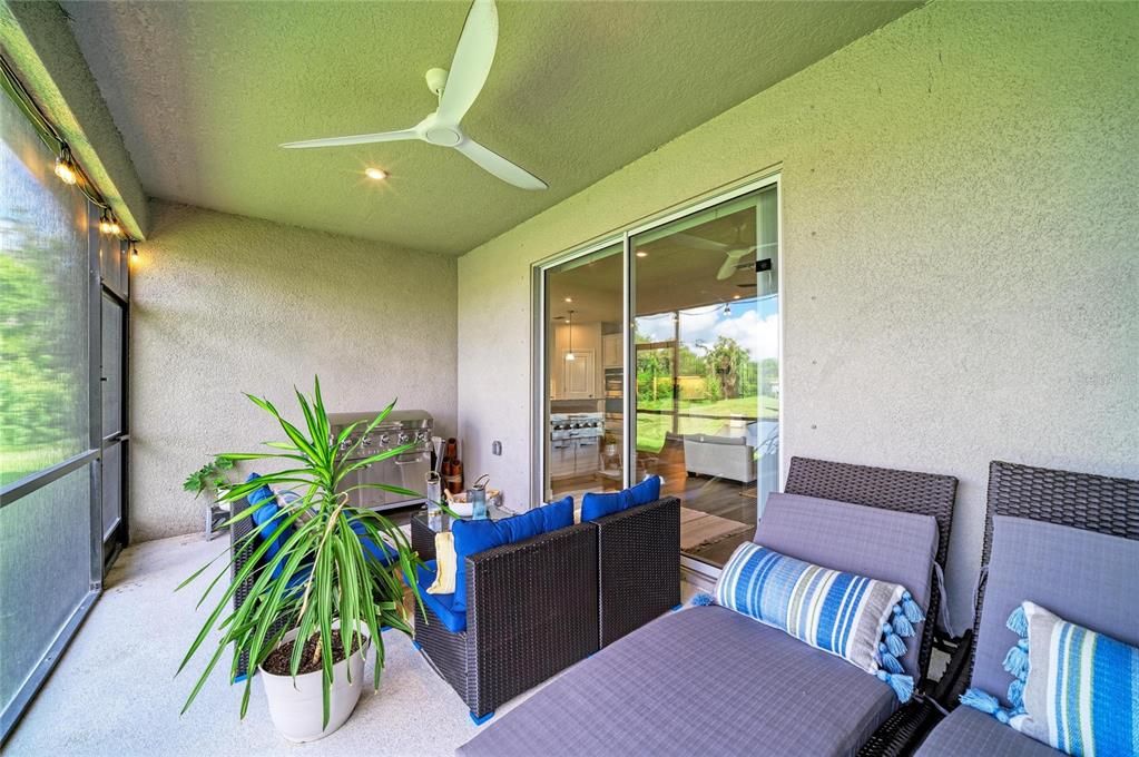 For Sale: $525,000 (4 beds, 3 baths, 2550 Square Feet)